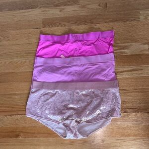 NWT BUNDLE 3 XXL VS VPINK BOYSHORT PANTIES ($40 MSRP)